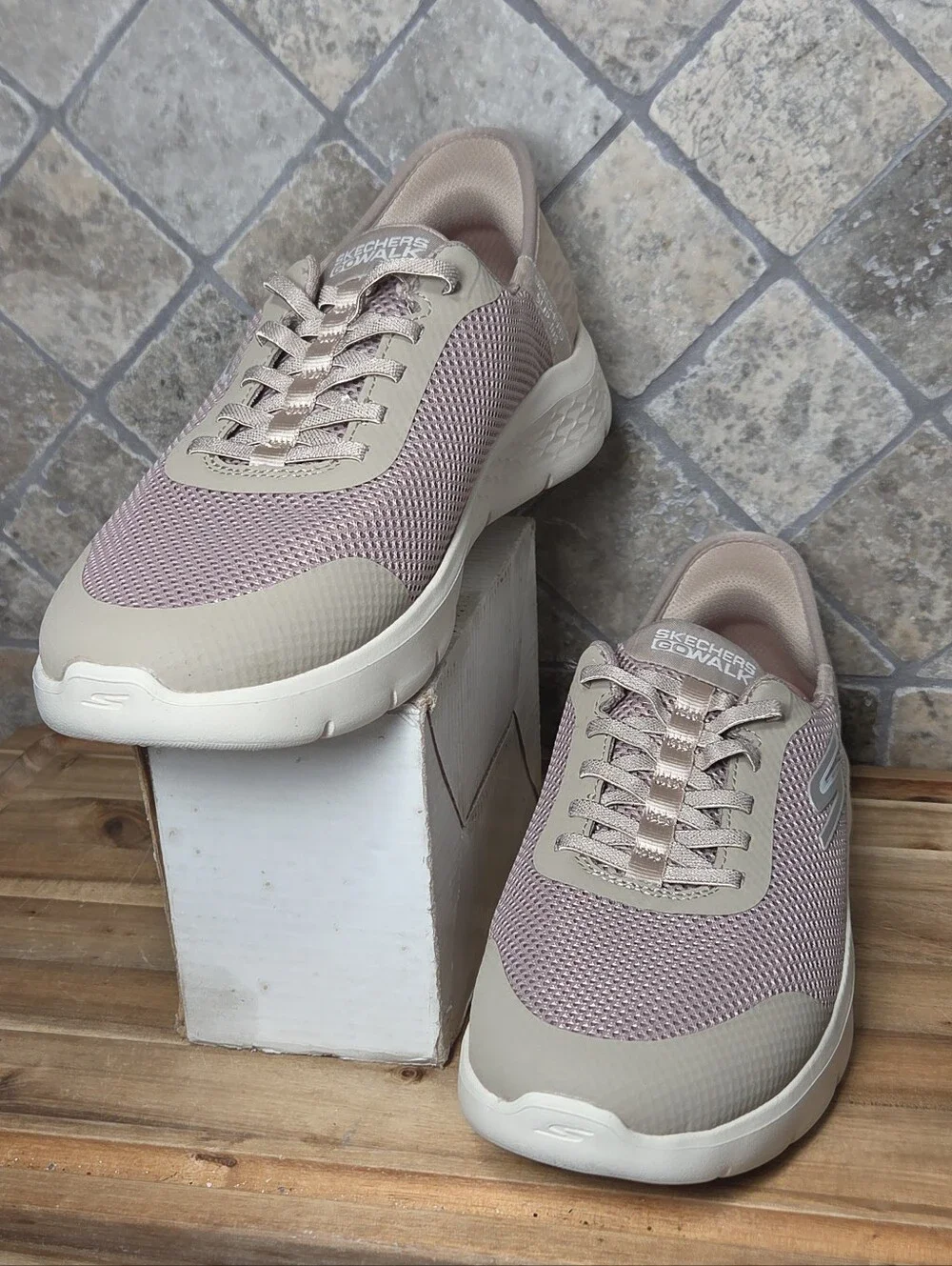 Womans Skechers Slip Ins Go Walk Flex Grand Entry Shoes Sneakers Size 9.5W Taupe